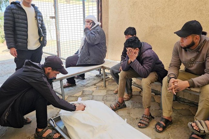 Archivo - Víctimas de un bombardeo israelí en la Franja de Gaza (archivo)