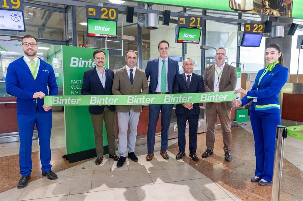 Actos inaugurales de la nueva conexión aérea.