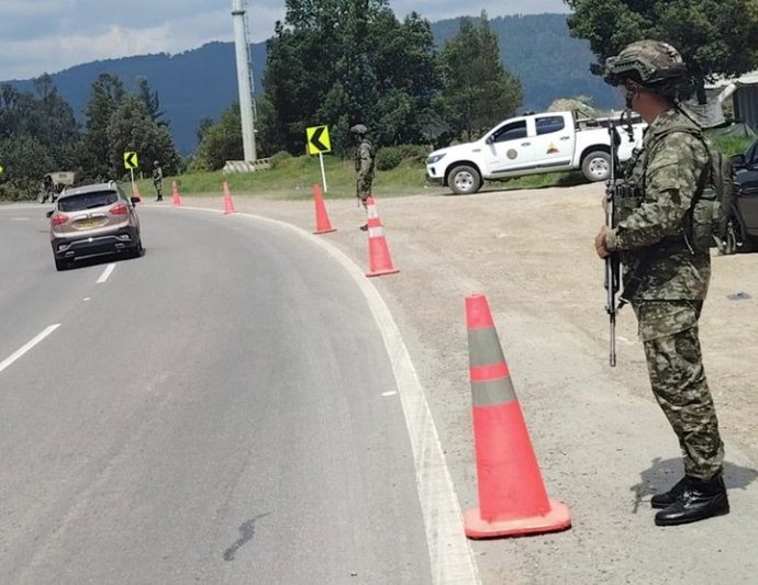 Archivo - Arquivo - Controle militar na Colômbia (arquivo)