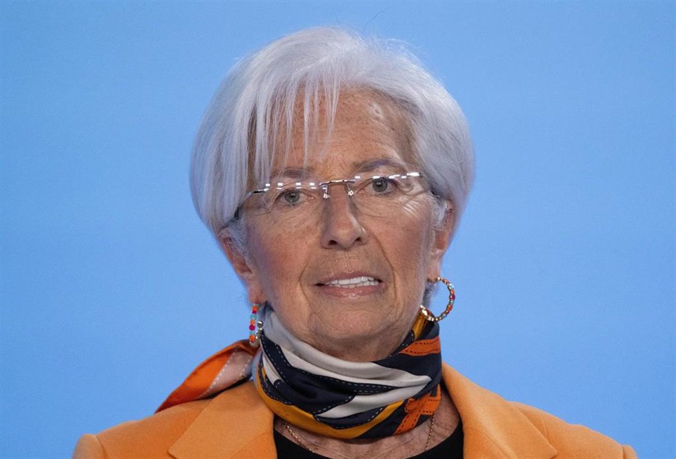 06 March 2025, Hesse, Frankfurt/Main: Christine Lagarde, President of the European Central Bank (ECB), speaks at the Bank's regular press conference after the Governing Council meeting. The European Central Bank (ECB) cuts key interest rates in the euro
