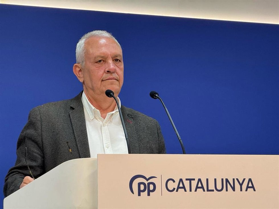 El secretario general del PP en Catalunya, Santi Rodríguez, este lunes en rueda de prensa