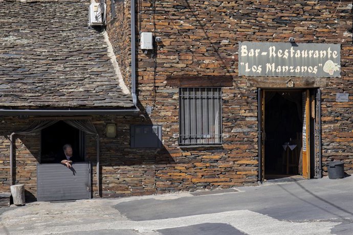 Archivo - Arquivo - Um bar-restaurante em Campillejo, Guadalajara, Castilla-La Mancha (Espanha).