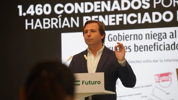 El secretario general del PP-A, Antonio Repullo, este lunes en rueda de prensa.