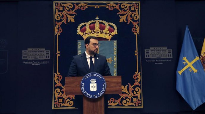 Archivo - El presidente del Principado, Adrián Barbón