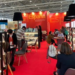 Nueve editoriales valencianas participan en la 62 edición de la Feria del Libro Infantil de Bolonia 