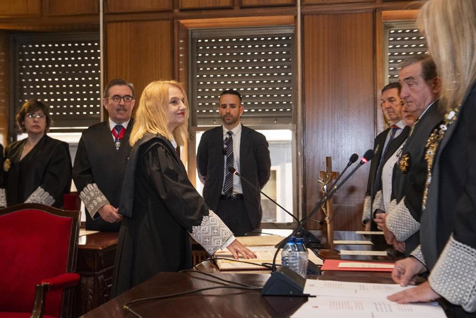 María Pilar Astray tomando posesión de su cargo como presidenta del Tribunal Superior de Justicia de Castilla-La Mancha.