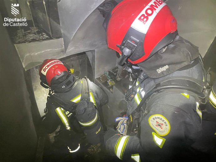 Els bombers han intervingut en dos incendis d'habitatges a Borriana i Nules