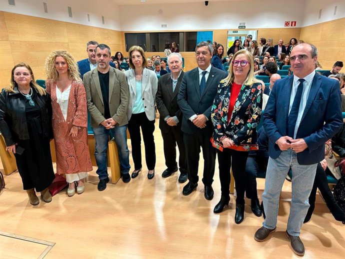 La Diputación expone el Plan Primera Oportunidad en la Feria de Empleo de la UMA