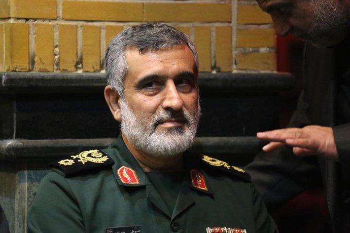 Archivo - Arquivo - O chefe da Força Aeroespacial da Guarda Revolucionária do Irã, Amir Ali Hayizade, durante uma cerimônia na capital Teerã (arquivo).