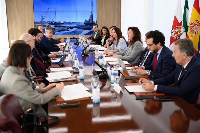 Reunión del Consejo de Administración de la Autoridad Portuaria de Almería.