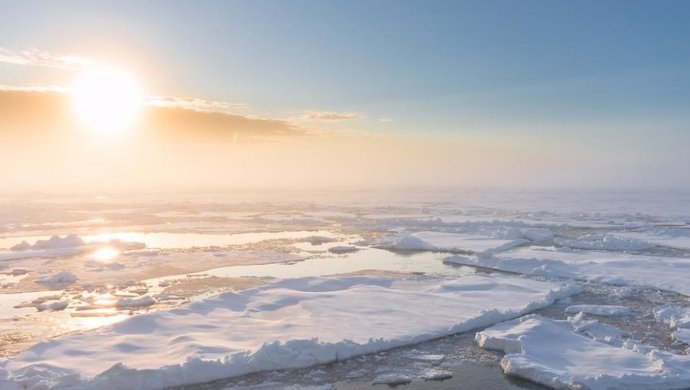 El menor espesor del hielo marino en el Ártico podría eventualmente tener un impacto en la AMOC; se necesita más investigación para comprender mejor el vínculo entre la menor cantidad de hielo marino en el Ártico y la AMOC.
