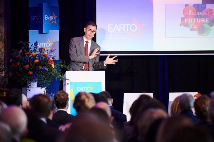El presidente de EARTO