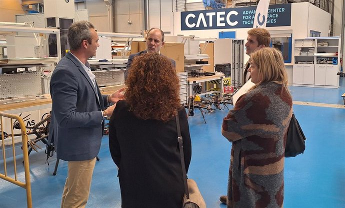 Visita a las instalaciones de Catec.