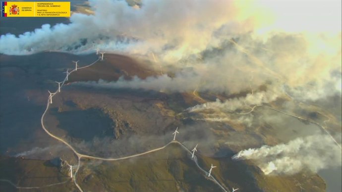 Imagen de uno de los incendios activos en Castilla y León.