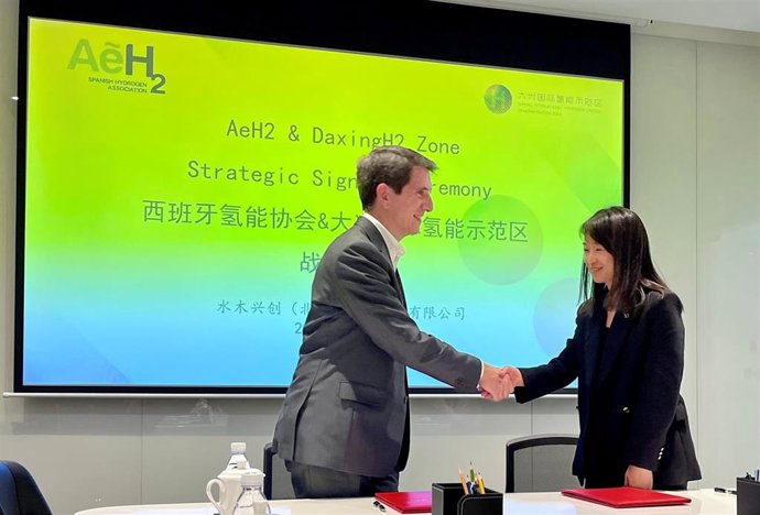 La AeH2 firma en Beijing un MoU con la Daxing International Hydrogen Energy Demonstration Zone