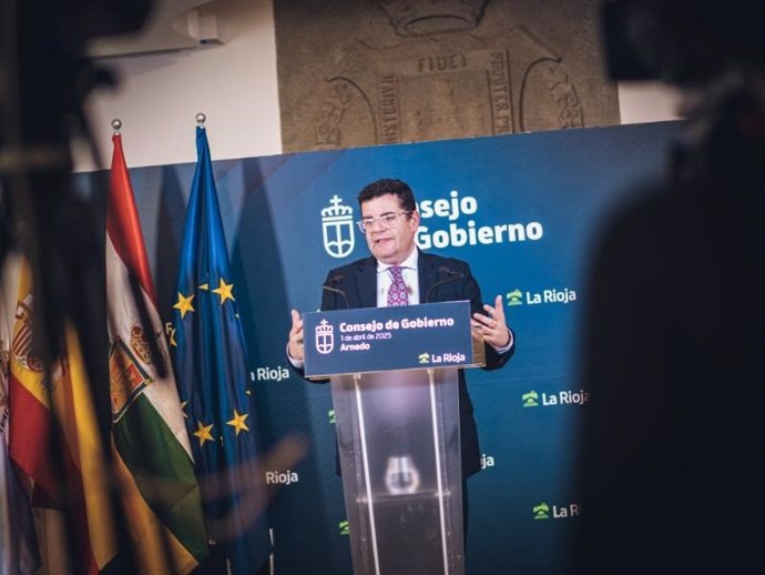 El portavoz del Gobierno de La Rioja, Alfonso Domínguez.
