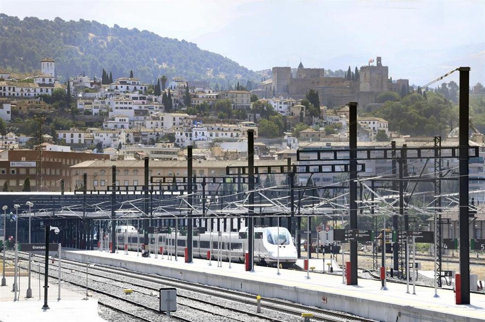 Archivo - Estación de Granada
