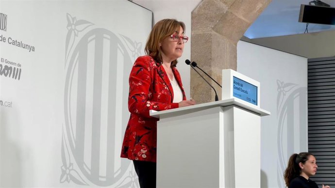 La consellera de Territorio, Vivienda y Transición Ecológica y portavoz de la Generalitat, Sílvia Paneque, en una rueda de prensa tras el Consell Executiu de este martes