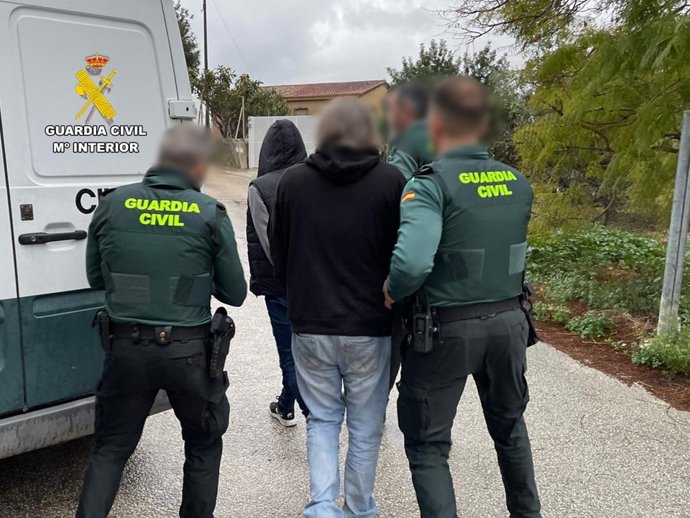 La Guardia Civil frustra un robo con violencia y detención ilegal en Callosa d'en Sarrià