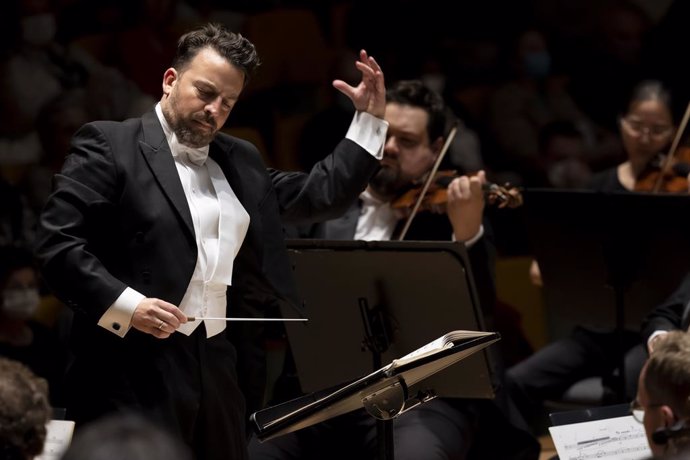Archivo - James Gaffigan
