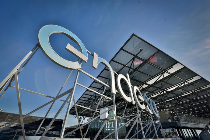 Archivo - Logo de sede de Endesa.