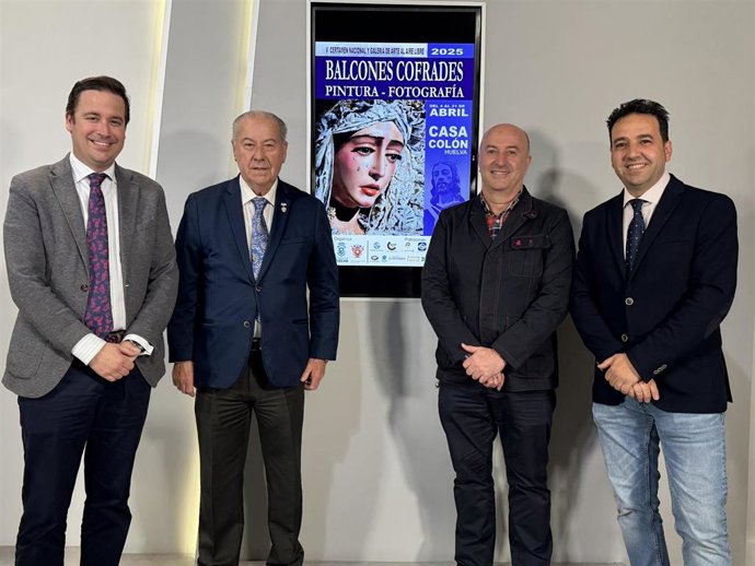 Presentación del V certamen de 'Balcones Cofrades'.