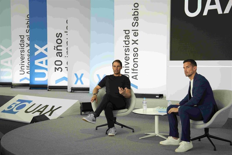 El extenista Rafa Nadal ha participado este martes en una clase magistral en la Escuela Universitaria UAX Rafa Nadal en Villanueva de la Cañada (Madrid).