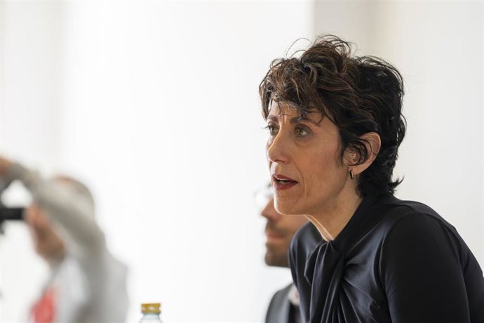 La ministra de Inclusión, Seguridad Social y Migraciones, Elma Saiz, durante la conferencia ‘Jóvenes, protagonistas del Estado de Bienestar’, en la Facultad de Educación de la Universidad de Castilla-La Mancha, a 25 de marzo de 2025