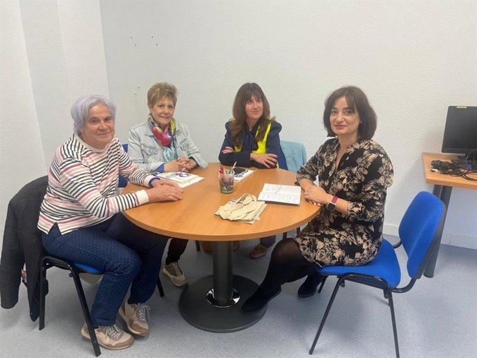 Reunión con la concejala Eva Funes