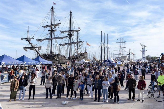Archivo - Muelle de Costa