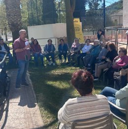 El Área Sanitaria Este de Málaga Axarquía promueve hábitos de vida saludable entre las personas mayores