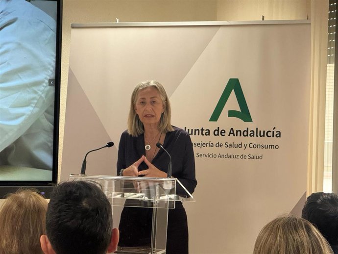 La consejera de Salud y Consumo de la Junta de Andalucía, Rocío Hernández, ha presentado este miércoles el protocolo.