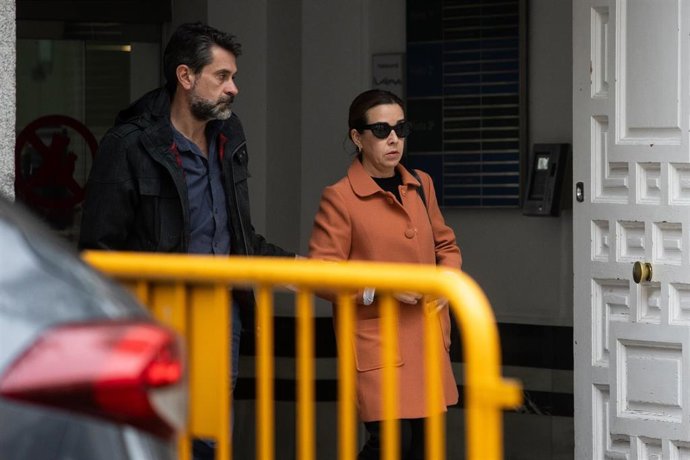 La empleada del laboratorio Pronalab, Arancha Granell, a su salida del Tribunal Supremo tras declarar por el ‘caso Koldo’.