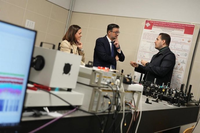 Un proyecto de UCLM becado por Junta obtiene 1,6 millones de UE para implementar materiales orgánicos en pantallas OLEDs