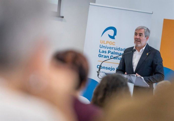 Archivo - El presidente de Canarias, Fernando Clavijo