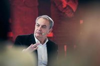 Zapatero recomienda al emérito explicarse en una carta a los españoles y ve "destino incierto" a su demanda a Revilla