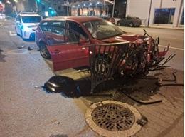 Vehículo accidentado tras darse a la fuga, a 1 de abril de 2025.