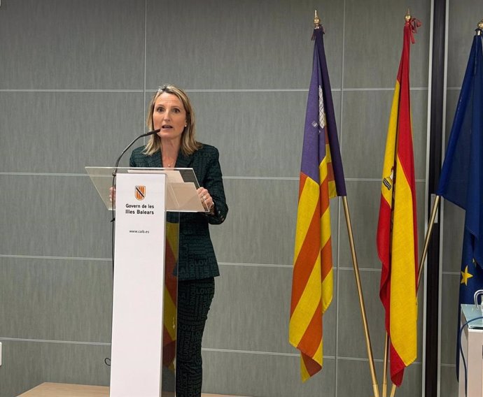 La secretaria autonómica de Trabajo, Empleo y Diálogo Social, Catalina Cabrer.