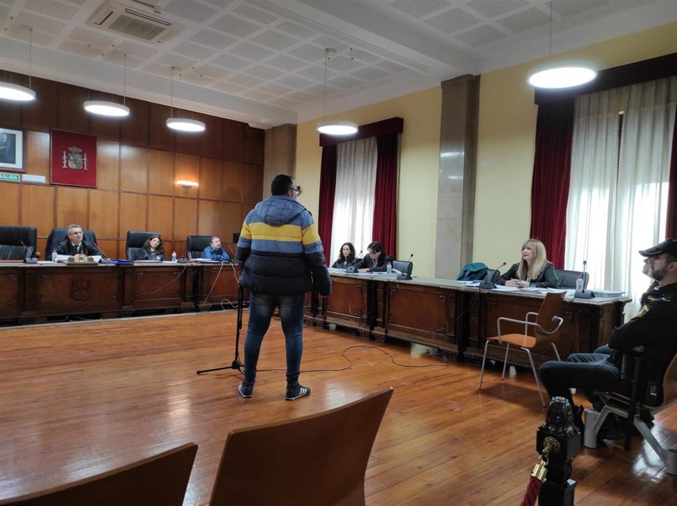 Archivo - El acusado prestando declaración durante el juicio celebrado en la Audiencia de Jaén en octubre de 2024