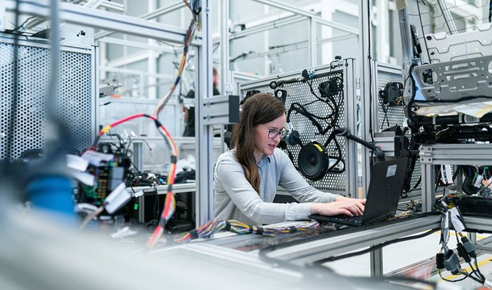 Archivo - La Junta señala "el desacoplamiento" entre crecimiento económico y consumo de energía en 2022