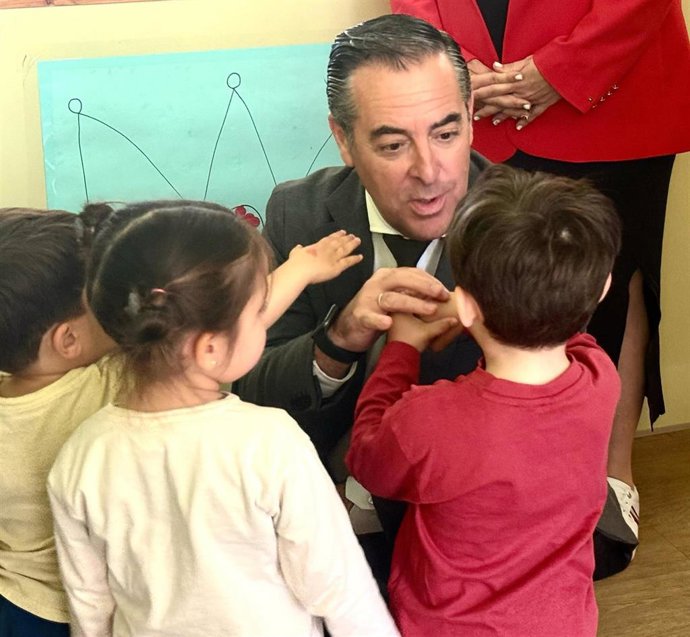 El delegado territorial de Desarrollo Educativo y Formación Profesional y de Universidad, Investigación e Innovación de la Junta en Málaga, Miguel Briones