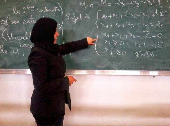 Hasna Ben Aboud, presidenta del Consejo de Estudiantes de la UNIA.