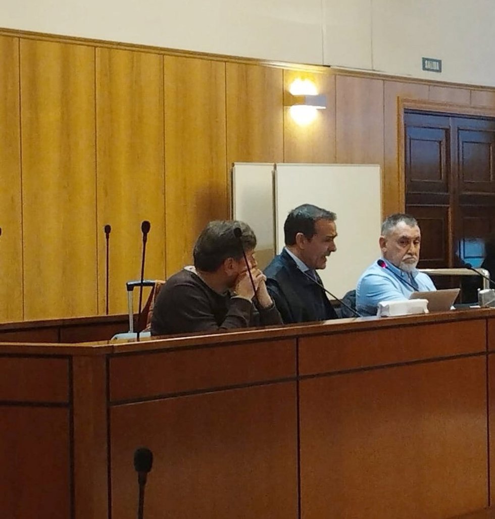 Trib.- Fiscalía rebaja a quince meses de cárcel la pena para los militares acusados de usar explosivo real en cursillos 