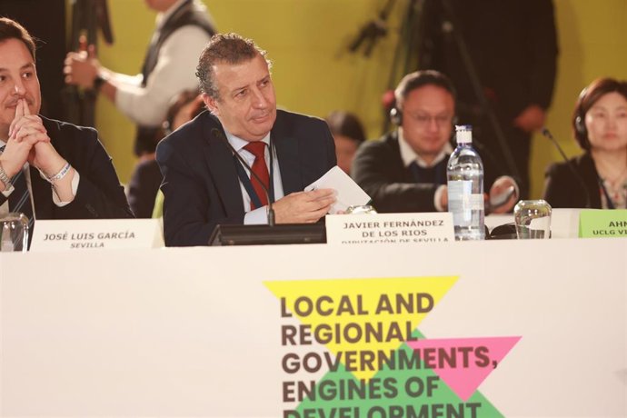 Javier Fernández en el Buró Ejecutivo de una de las organizaciones convocantes, Ciudades y Gobiernos Locales Unidos