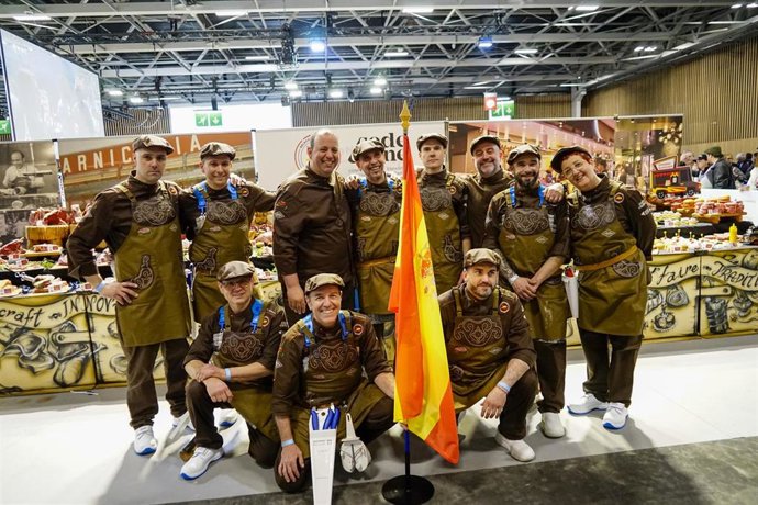 La Selección Española de Carniceros consigue dos grandes premios en su debut en el mundial de París