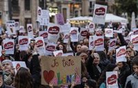PSPV y Compromís exigen aulas en valenciano en zonas castellanohablantes y cargan contra la "tropelía" de Educación