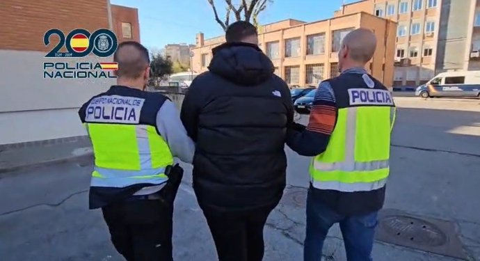 Siete detenidos, uno de ellos a prisión, por los altercados previos al Numancia-Cornellá que dejaron un herido en la UCI