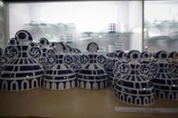 La Xunta, dispuesta a colaborar por la continuidad de Sargadelos, cree que el expediente laboral no justifica el cierre