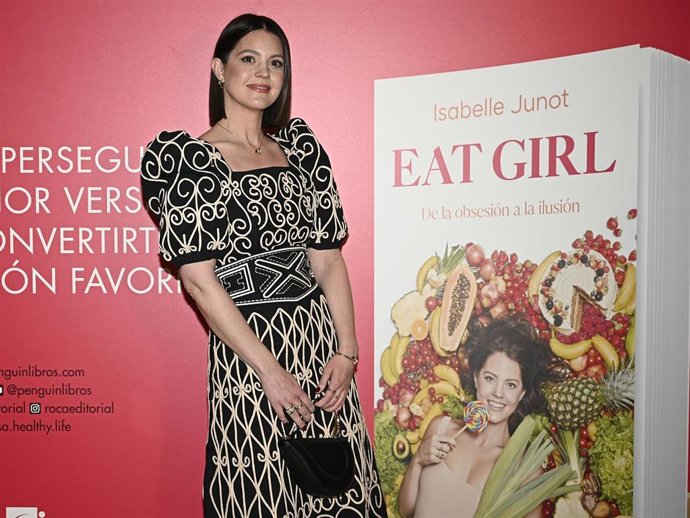 Isabelle Junot durante la presentación de su llibro, ‘EAT GIRL. De la obsesión a la ilusión’, a 2 de abril de 2025, en Madrid (España).