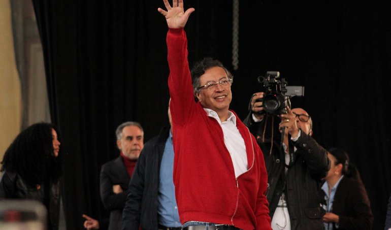 Política